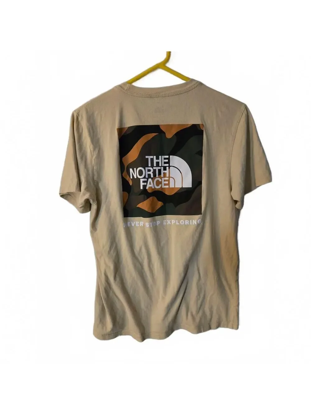 Like New size small Northface T shirt